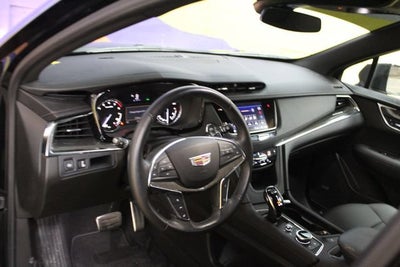 2022 Cadillac XT5 AWD Sport