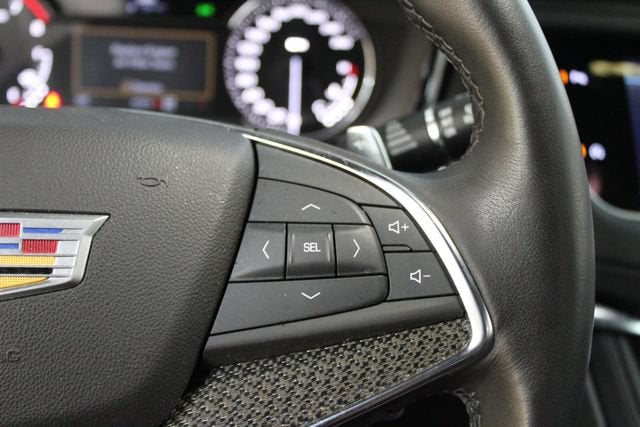 2022 Cadillac XT5 AWD Sport