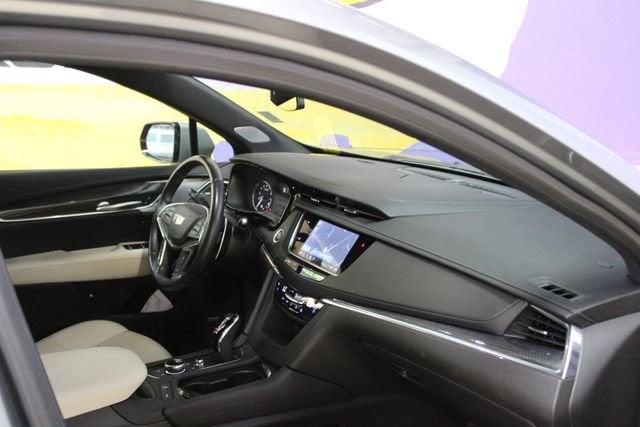 2023 Cadillac XT5 Sport