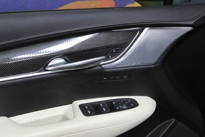 2023 Cadillac XT5 Sport