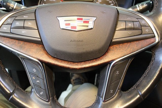 2020 Cadillac XT5 Sport