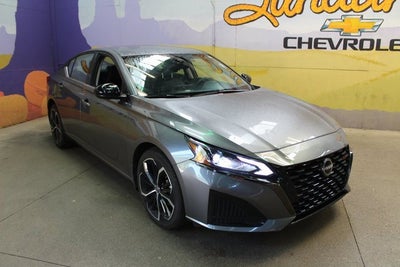 2023 Nissan Altima 2.5 SR