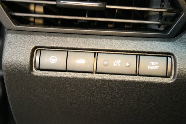 2023 Nissan Altima SR