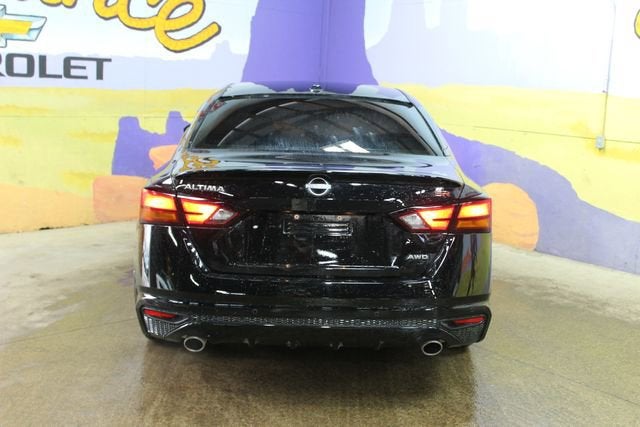 2023 Nissan Altima SR