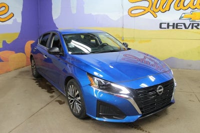 2025 Nissan Altima SV FWD