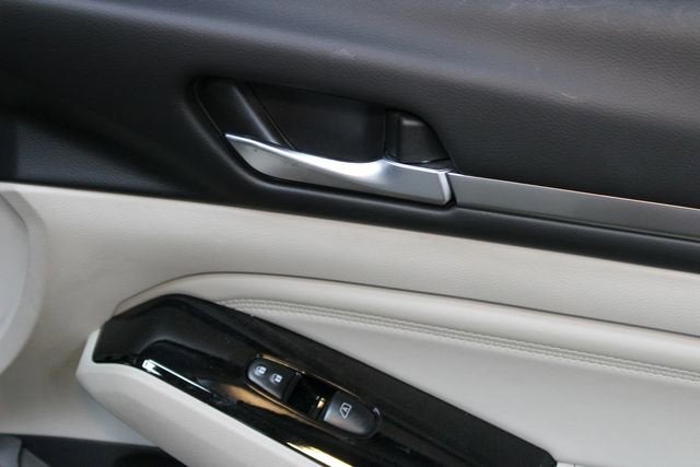 2022 Nissan Altima 2.5 Platinum