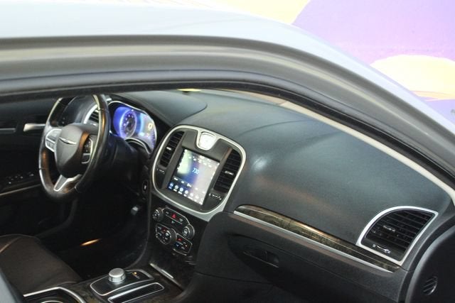 2019 Chrysler 300 Limited