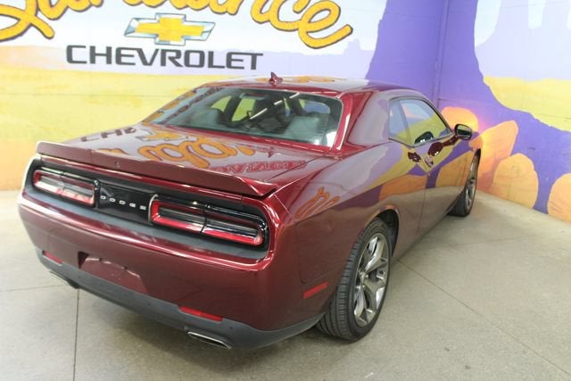 2017 Dodge Challenger SXT Plus