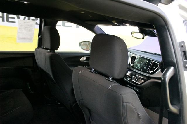 2023 Chrysler Pacifica Touring