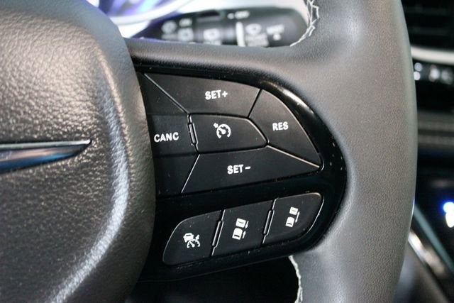 2023 Chrysler Pacifica Touring