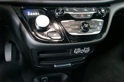 2023 Chrysler Pacifica Touring