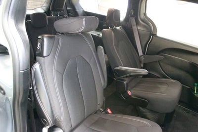 2023 Chrysler Pacifica Touring