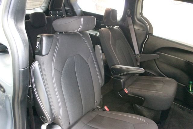 2023 Chrysler Pacifica Touring