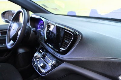 2022 Chrysler Pacifica Touring