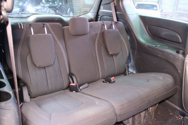 2022 Chrysler Pacifica Touring