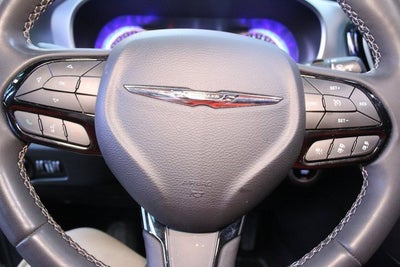 2022 Chrysler Pacifica Touring