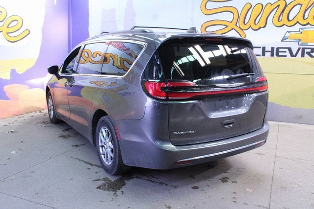 2022 Chrysler Pacifica Touring