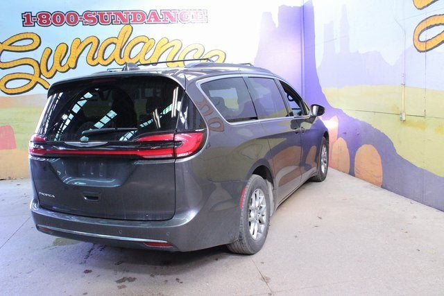 2022 Chrysler Pacifica Touring