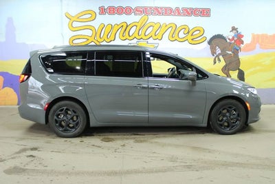 2021 Chrysler Pacifica Hybrid Limited