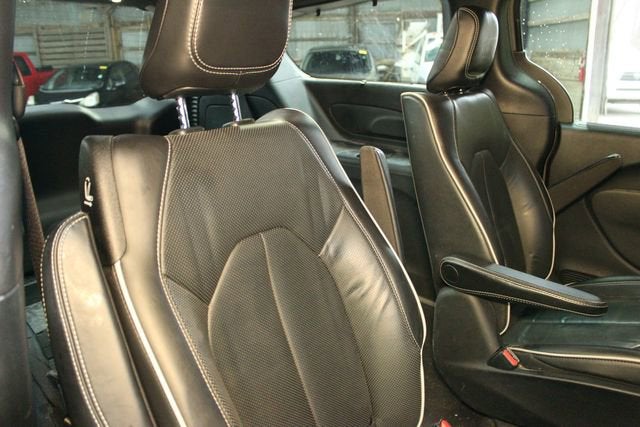 2021 Chrysler Pacifica Hybrid Limited