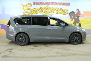 2021 Chrysler Pacifica Hybrid Limited