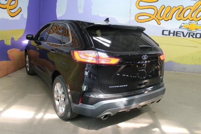 2022 Ford Edge Titanium