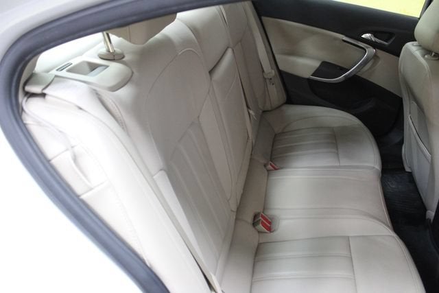 2011 Buick Regal CXL RL2