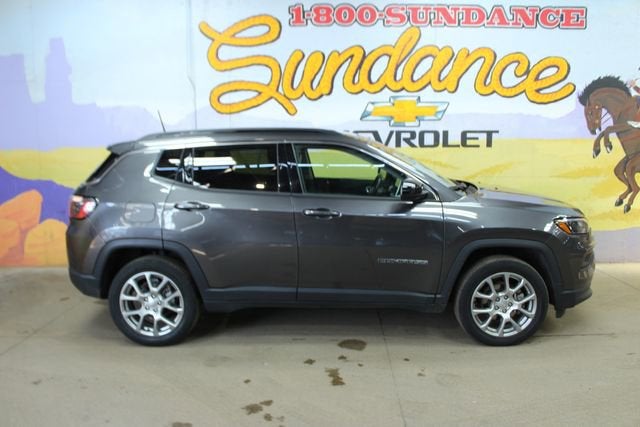 2022 Jeep Compass Latitude Lux