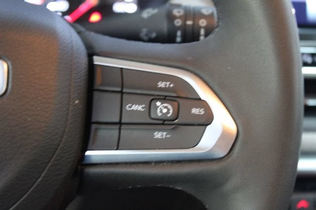 2023 Jeep Compass Latitude Lux FWD