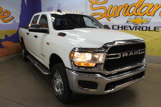2022 RAM 2500 Tradesman Crew Cab 4x4 6'4" Box