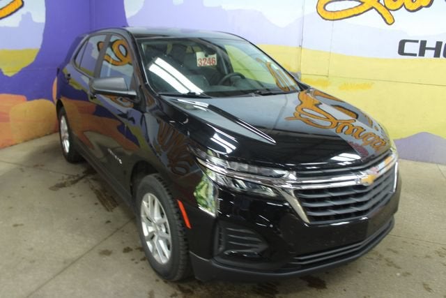 2023 Chevrolet Equinox LS