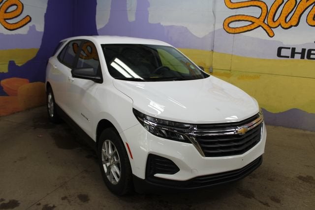 2023 Chevrolet Equinox LS