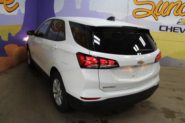 2023 Chevrolet Equinox LS