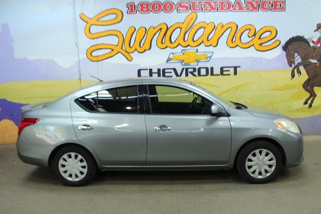 2014 Nissan Versa 1.6 SV