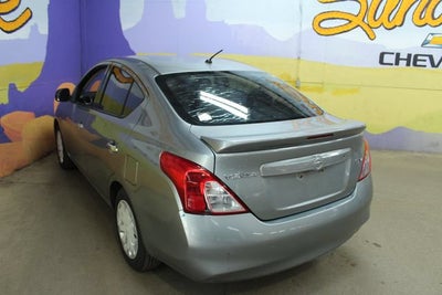 2014 Nissan Versa 1.6 SV