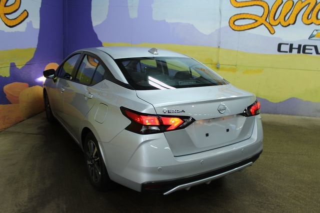 2025 Nissan Versa SV