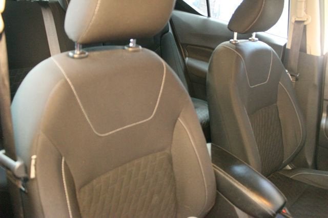 2021 Nissan Kicks SV Xtronic CVT
