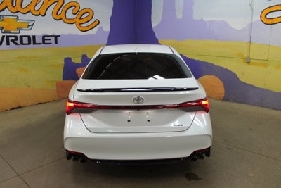 2019 Toyota Avalon XLE