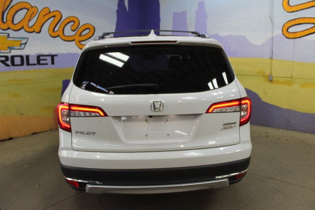 2022 Honda Pilot Touring 8-Passenger