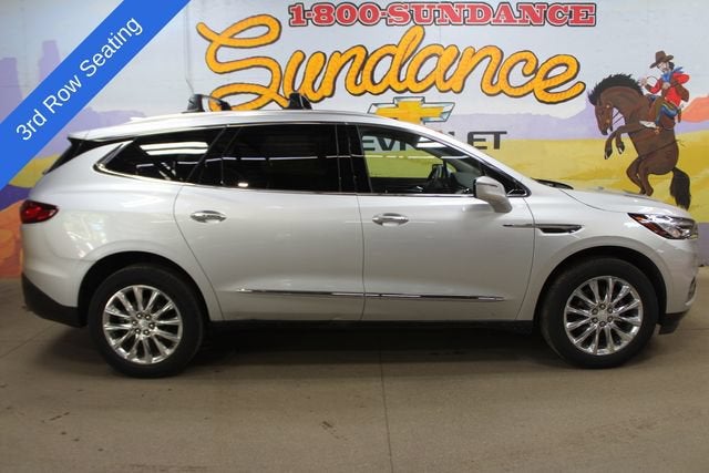 2021 Buick Enclave Essence