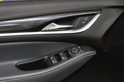 2022 Buick Enclave Essence 2