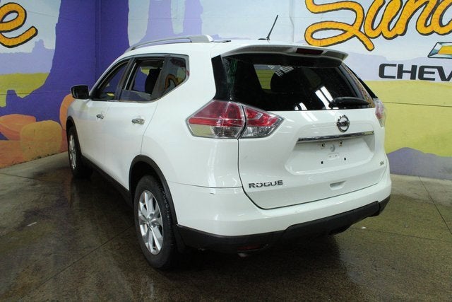 2016 Nissan Rogue SV