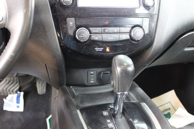 2014 Nissan Rogue S