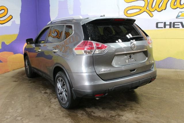 2016 Nissan Rogue SV