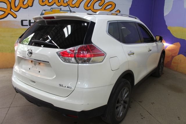 2016 Nissan Rogue SV