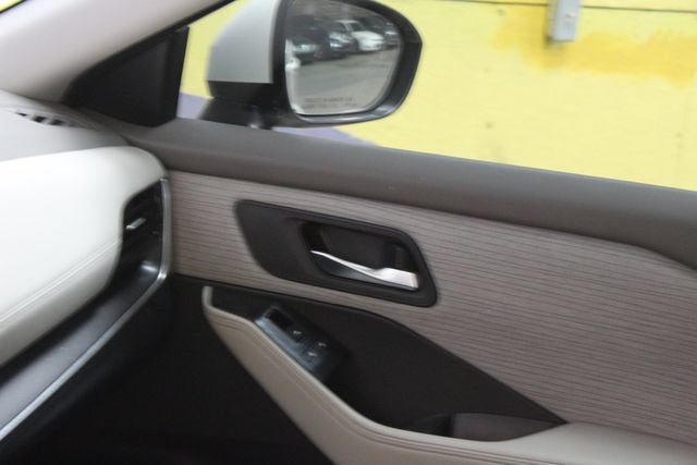 2022 Nissan Rogue SV Intelligent AWD