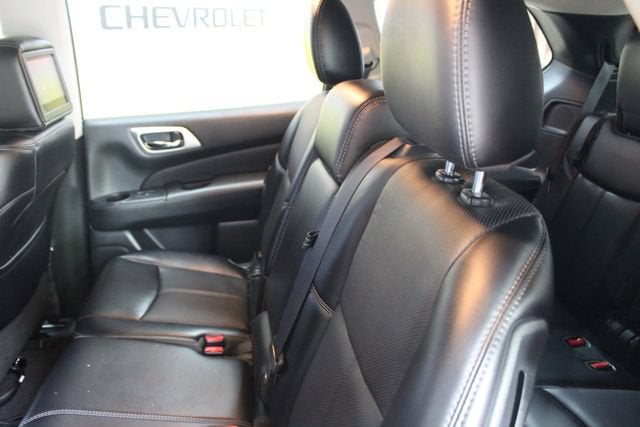 2019 Nissan Pathfinder S
