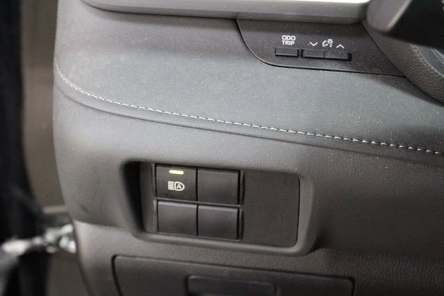 2022 Toyota Highlander L