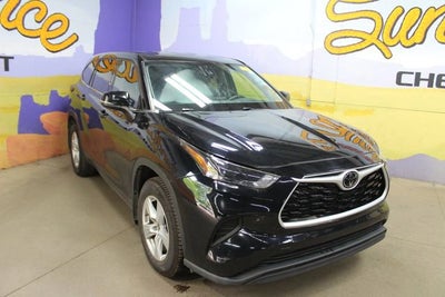 2022 Toyota Highlander L