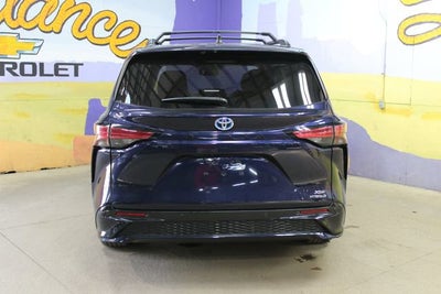 2022 Toyota Sienna XSE